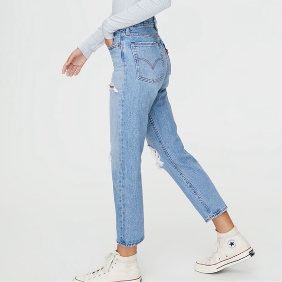 Levi’s Premium Denim Wedgie Straight Distressed Jeans size 26 - Picture 10 of 16